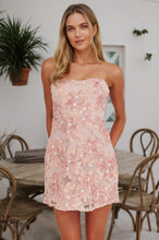 Load image into Gallery viewer, Flower Strapless Homecoming Dress Sweetheart Mini Dress 2026