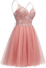 Load image into Gallery viewer, Elegant Homecoming Dress 2023 Short Spaghetti Straps Lace Appliques Tulle Corset Back