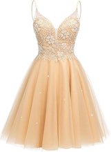 Load image into Gallery viewer, Elegant Homecoming Dress 2023 Short Spaghetti Straps Lace Appliques Tulle Corset Back