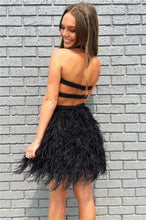 Load image into Gallery viewer, Black Homecoming Dress 2023 Short Sexy Halter Neck Beaded with Feathers