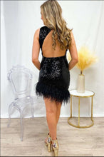 Load image into Gallery viewer, Black Homecoming Dress 2023 Short Jewel Neck Sleeveless Sequin with Feathers