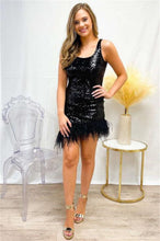 Load image into Gallery viewer, Black Homecoming Dress 2023 Short Jewel Neck Sleeveless Sequin with Feathers