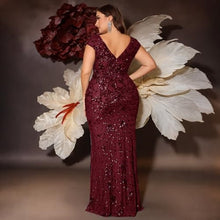 Load image into Gallery viewer, Burgundy Mermaid V Neck Plus Size Mother of the Bride Dress with Sequin Appliques