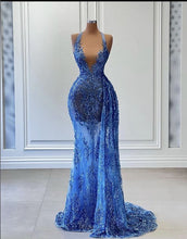 Load image into Gallery viewer, Black Girl Prom Dress 2024 Halter Neck Sequin Sleeveless