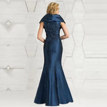 Load image into Gallery viewer, Mermaid Mother of the Bride Dresses Sequin Lace Appliques Wedding Guest Dress Trumpet Satin Long Formal Dress