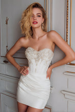 Load image into Gallery viewer, White Strapless Corset Bodycon Short Homecoming Dress with Beading