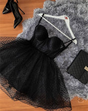 Load image into Gallery viewer, Black Homecoming Dress 2023 Short Spaghetti Straps Tulle