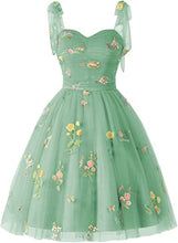 Load image into Gallery viewer, Fairy Homecoming Dress 2023 Short Floral Straps Tulle