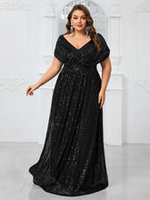 Load image into Gallery viewer, Green Sparkly Sequin V Neck A Line Mother of the Bride Dress with Cap Sleeves