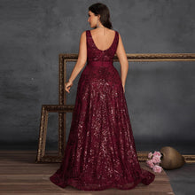 Load image into Gallery viewer, Burgundy V Neck A Line Plus Size Mother of the Bride Dress with Sequin Appliques