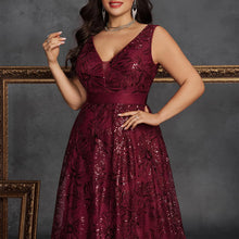 Load image into Gallery viewer, Burgundy V Neck A Line Plus Size Mother of the Bride Dress with Sequin Appliques