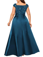 Load image into Gallery viewer, Navy Blue Sparkly Sequins A Line Plus Size Mother of the Bride Dress Cap Sleeves