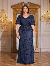 Load image into Gallery viewer, Teal Mermaid Plus Size V Neck Mother of the Bride Dress with Sequins