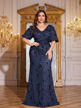 Load image into Gallery viewer, Teal Mermaid Plus Size V Neck Mother of the Bride Dress with Sequins