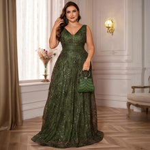 Load image into Gallery viewer, Burgundy V Neck A Line Plus Size Mother of the Bride Dress with Sequin Appliques