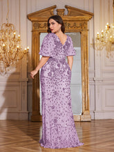 Load image into Gallery viewer, Teal Mermaid Plus Size V Neck Mother of the Bride Dress with Sequins