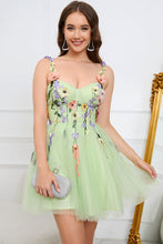 Load image into Gallery viewer, Light Green Spaghetti Straps A Line Short Homecoming Dress with 3D Appliques
