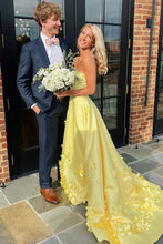 Load image into Gallery viewer, Yellow Strapless A-Line Empire-Waist Flowers Satin Formal Prom Dress with Train