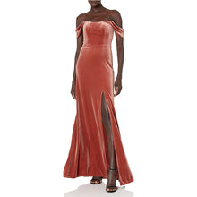 Load image into Gallery viewer, Prom Dress 2023 Velvet Off the Shoulder Slit