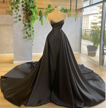 Load image into Gallery viewer, Black Prom Dress 2023 Draping Strapless Satin