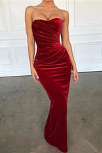 Load image into Gallery viewer, Red Prom Dress 2023 Strapless Velvet Tight