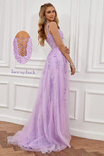 Load image into Gallery viewer, Lace Appliques Prom Dresses 2023 Spaghetti Straps Slit
