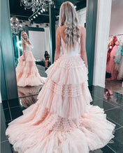 Load image into Gallery viewer, Gorgeous Prom Dress 2023 Spaghetti Straps Cascading Ruffles