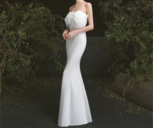 Load image into Gallery viewer, White Prom Dress 2023 Strapless Satin with Bow(s) Zipper Up