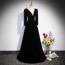 Load image into Gallery viewer, Black Prom Dress 2023 Velvet Long Sleeves Corset Back