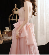 Load image into Gallery viewer, Pink Prom Dress 2023 Elegant Draping Pearls Tulle with Bow(s)