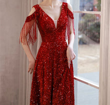 Load image into Gallery viewer, Burgundy Prom Dress 2023 V Neck Sequin Tassels