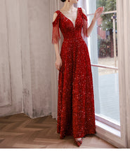 Load image into Gallery viewer, Burgundy Prom Dress 2023 V Neck Sequin Tassels