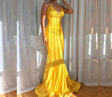 Load image into Gallery viewer, Yellow Prom Dress 2023 Spaghetti Straps Ruffles