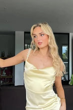 Load image into Gallery viewer, Charming Sheath Spaghetti Straps Yellow Satin Long Mermaid Party Prom Dress with Pearl
