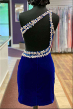 Load image into Gallery viewer, Royal Blue Homecoming Dress 2023 One-shoulder Velvet
