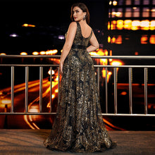 Load image into Gallery viewer, Burgundy V Neck A Line Plus Size Mother of the Bride Dress with Sequin Appliques
