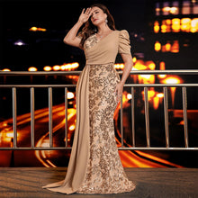 Load image into Gallery viewer, Peacock Mermaid Sequins V Neck Plus Size Mother of the Bride Dress with Streamer
