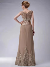Load image into Gallery viewer, Elegant Mother of the Bride Dresses Sequin Lace Appliques Wedding Guest Dress V Neck Pleated Evening Dresses Chiffon
