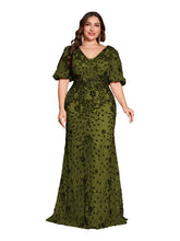 Load image into Gallery viewer, Teal Mermaid Plus Size V Neck Mother of the Bride Dress with Sequin Appliques
