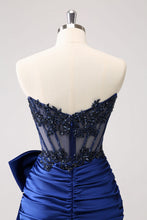 Load image into Gallery viewer, Sparkly Navy Strapless Tight Homecoming Dress with Beaded Appliques
