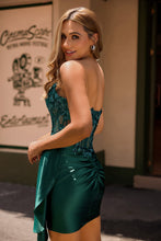 Load image into Gallery viewer, Sparkly  Sequins Dark Green Strapless Corset Bodycon Homecoming Dress with Streamer
