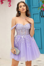 Load image into Gallery viewer, Lilac Spaghetti Straps A-Line Tulle Corset Short Homecoming Dress
