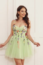 Load image into Gallery viewer, Light Green Spaghetti Straps A Line Short Homecoming Dress with 3D Appliques
