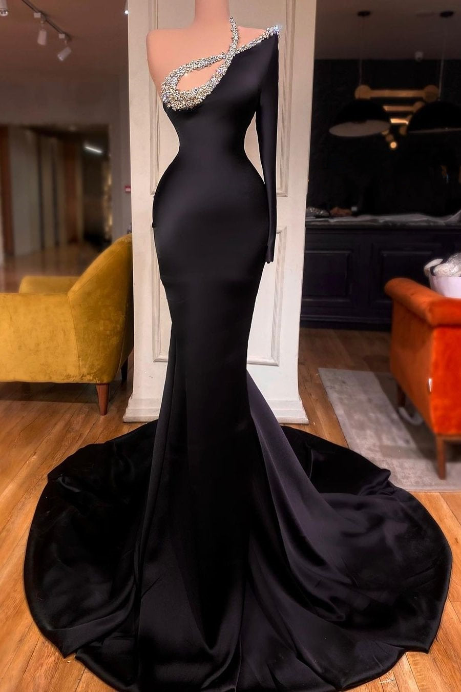 Beaded Black Prom Dress 2024 One-shoulder Long Sleeve