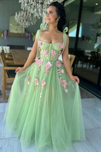 Load image into Gallery viewer, Sweet Green A-Line Straps Sweetheart Sleeveless Appliques Tulle Long Prom Dress
