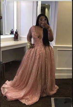 Load image into Gallery viewer, Plus Size Prom Dress 2023 Black Girls Slay Plunging Neck Sequined Tulle with Pleats
