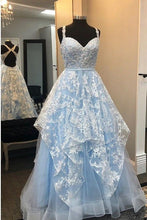 Load image into Gallery viewer, Baby Blue Long Prom Dress 2023 Lace Sweetheart Horsehair Hem
